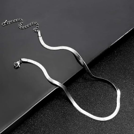 SNAKE CHAIN NECKLACE