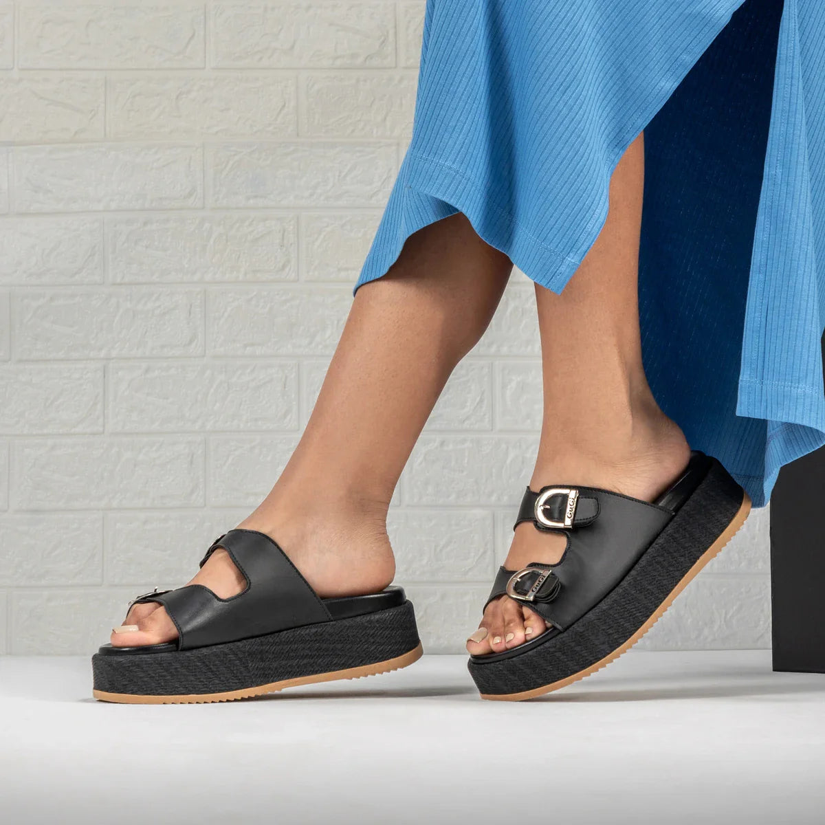 Sandália Feminina Papete Flatform Moderna Aura