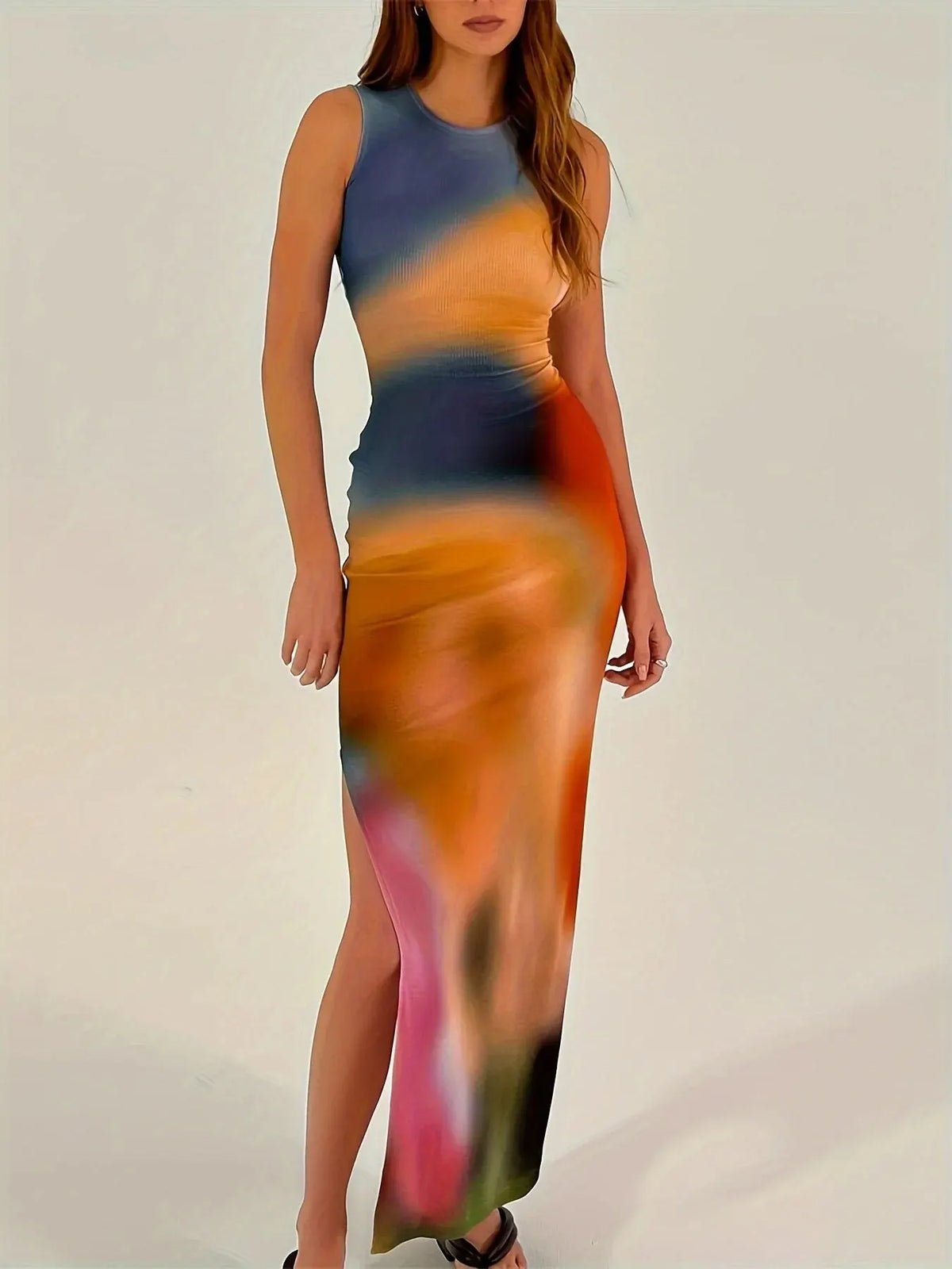 Vestido Longo Bodycon Alça Regata Ampla Fenda Lateral Tie-Dye Moderna