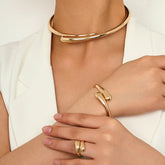 Conjunto Colar + Bracelete + Anel Banhado a Ouro Moderna Elys