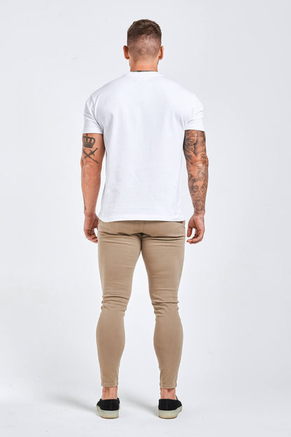 PREMIUM BASICS T-SHIRT - WHITE