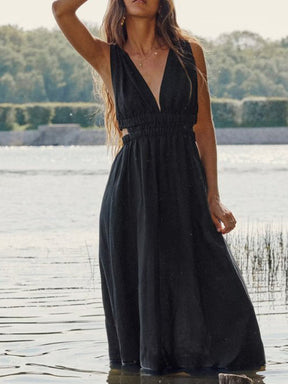 Vestido Midi Frente Única Preto Cintura com Lastex Decote V - Dress Chic